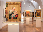 Galerie pojmenovaná po jihočeském rodákovi a malíři Mikoláši Alšovi, představuje gotické umění jižních Čech a Šumavy a evropské umění 16.–19. století, zejm. nizozemské malířství.

