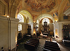 Kostelní varhany. Varhany v martínkovickém kostele jsou jedny z nejcennějších, které se na Broumovsku dochovaly téměř v původním stavu (jsou z r. 1769).

