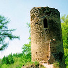 Hrad Cimburk – západní válcová věž.