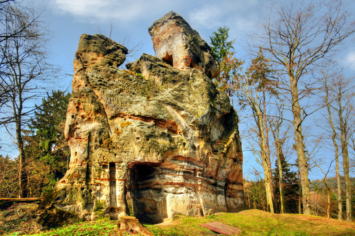 Zřícenina hradu Svojkov