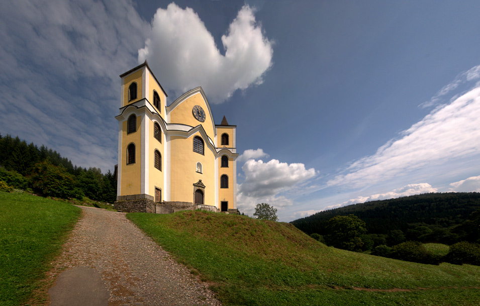 Kostel Nanebevzetí Panny Marie Neratov | Orlické hory