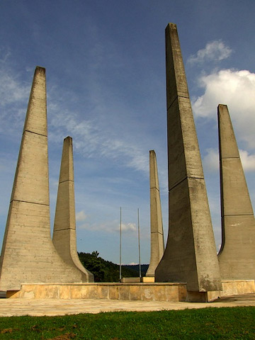 Památník protifašistického odboje Ploština