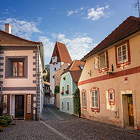 Panská ulice patří k těm nejkrásnějším v Českých Budějovicích. Každoročně před Vánoci se promění ve staročeskou vánoční uličku s prodejem tradičního lidového umění. Je dlouhá necelých 200 m a nachází se v ní 18 kulturních památek.

