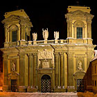 Unikátní, bohatě zdobený renesanční obří vinný sud z roku 1643, jež je pro svoje rozměry největším vinným sudem v ČR a osmý největší v Evropě.

