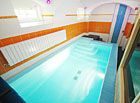 Součástí penzionu Myslivna je vnitřní bazén pro 6 osob. Je vhodně navržen pro plavání kojenců a batolat a lze v něm využít četné vodní atrakce, jako je protiproud, podvodní masáž, dnový hřib, perlička a vodní chrlič.


