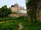Jeden z nejvýznamnějších gotických hradů v České republice. Nachází se v závěru přírodní rezervace Údolí Plakánek, nedaleko vsi Vesec u Sobotky.

