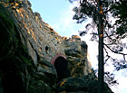 Skalní hrad Rotštejn byl založen počátkem druhé poloviny 13. stol. šlechtici rodu Markvarticů.

