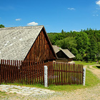 Muzeum vesnických staveb středního Povltaví, kde uvidíte četné lidové stavby Sedlčanska pocházející z 18.–20. století.


