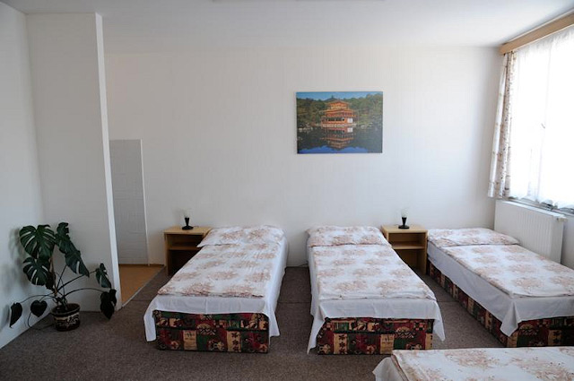 Ubytovna Český Krumlov – pětilůžkový pokoj