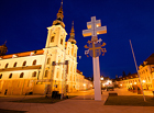 Velehrad patří k nejvýznamnějším poutním místům v ČR – národní poutě na Velehrad 5. 7. se každoročně účastní statisíce poutníků. Klášterní bazilice v r. 1985 udělil papež Jan Pavel II. Zlatou růži – tímto prestižním oceněním se může pochlubit jen pár bazilik světa.


