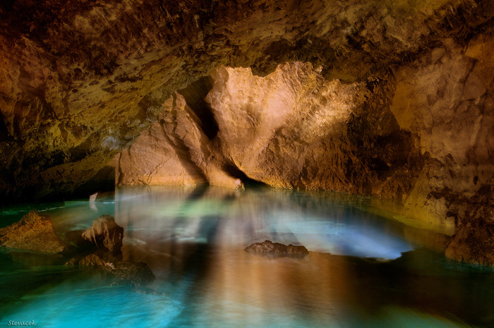 Bozkovské dolomitové jeskyně | Bozkov