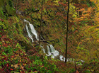 Hlavní 2 vodopády Bučacího potoka. Bučací potok je divoký horský vodní tok, který protéká stejnojmennou přírodní rezervací v délce 1,2 km. Bučací vodopád s výškou 6,4 m patří k nejvyšším vodopádům v moravské a slezské části Karpat.

