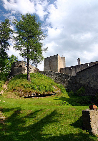 Zřícenina hradu Landštejn, Česká Kanada