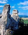 Největší skalní město v chráněné krajinné oblasti Český ráj.

