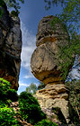 Drobné skalní město v západní části Klokočských skal s vyhlídkou Zdenčina skála.

