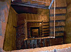 Tvrz Stachelberg - mohutný sál podzemních kasáren.