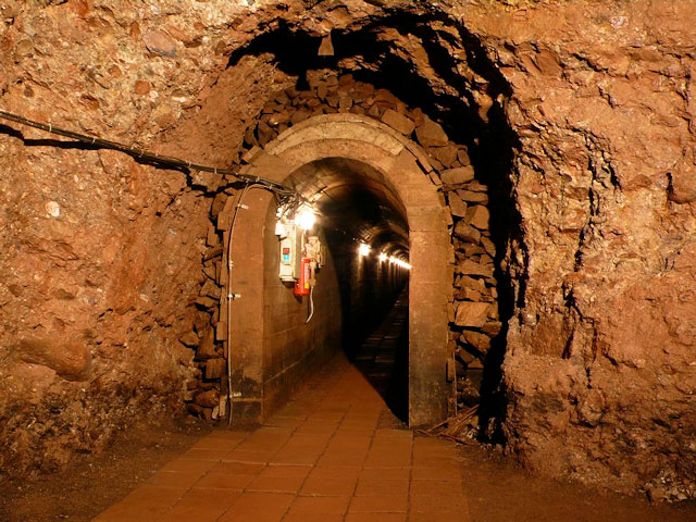 Unikátní ukázka rozestavěného podzemí tvrze Stachelberg