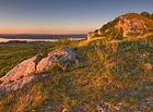 Zřícenina Dívčí hrady. Rezervace Děvín-Kotel-Soutěska je nejkrásnější a nejvzácnější stepní oblast v ČR. Zdejší vápencové skály, zříceniny hradů, horko, vinice i přilehlé moravské moře připomínají prosluněné Středomoří. Územím prochází naučná stezka.


