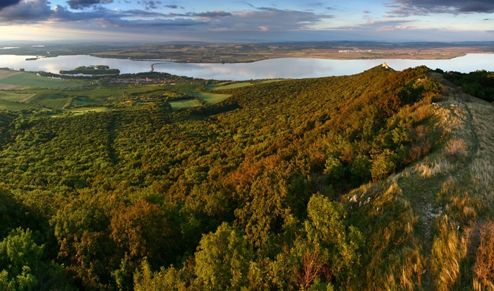 Děvín-Kotel-Soutěska, národní přírodní rezervace | Pálava