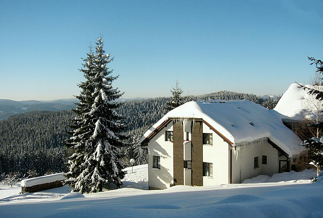 Dům svatého Josefa v zimě