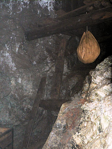 Historický důl Kovárna - důlní komora, Pec pod Sněžkou