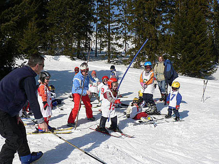 Dětský lyžařský výcvik u horských chat TJ Spofa
