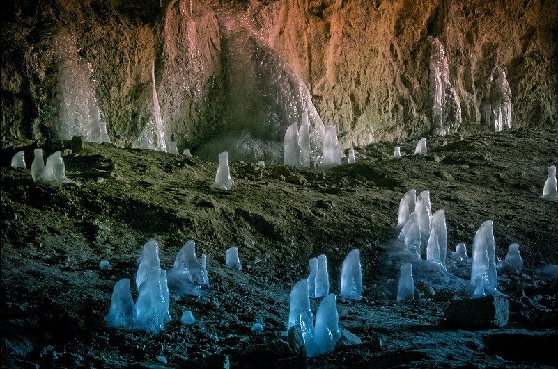 Jeskyně Pekárna – ledoví trpaslíci | Moravský kras