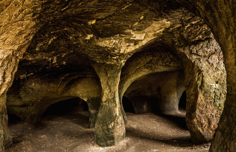 Jeskyně Pusté kostely