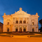 První plně elektricky osvětlené divadlo v Evropě. Událo se tak r. 1882, kdy Brno bylo stále ještě bez elektřiny. Speciálně pro potřeby divadla proto byla zbudována malá elektrárnička. Národní technická památka.

