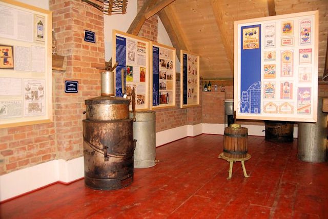 Muzeum lidových pálenic, Vlčnov - expozice