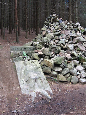 Pomník Járy Cimrmana, Kaproun, Česká Kanda