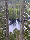 V národní přírodní rezervaci Bílá strž se nachází nejvyšší vodopád na české straně Šumavy - měří 7 metrů.

