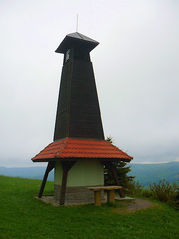 Zvonička nad obcí Vyškovec | Moravské Kopanice, Bílé Karpaty