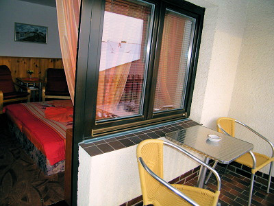 Penzion U Doležalů - balkón dvoulůžkového pokoje