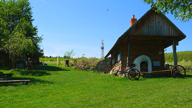Kopaničářský dům v salaši Travičná | Bílé Karpaty