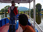 Z Velkých Žernosek do Malých Žernosek (a obráceně) je pro turisty zřízena lodní doprava přes řeku Labe.

