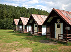 Rekreační areál Pecka nabízí levné ubytování v chatkách a zděných domcích na prahu Českého ráje a Podkrkonoší.

