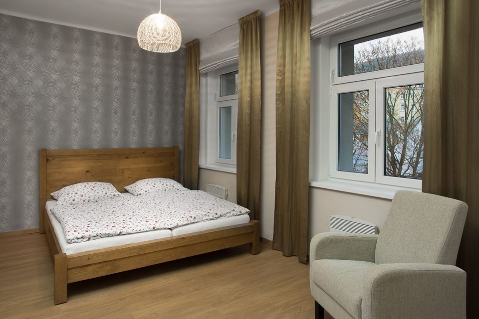 Komfortní apartmán 1P – postel | Rezidence Vyšehradská