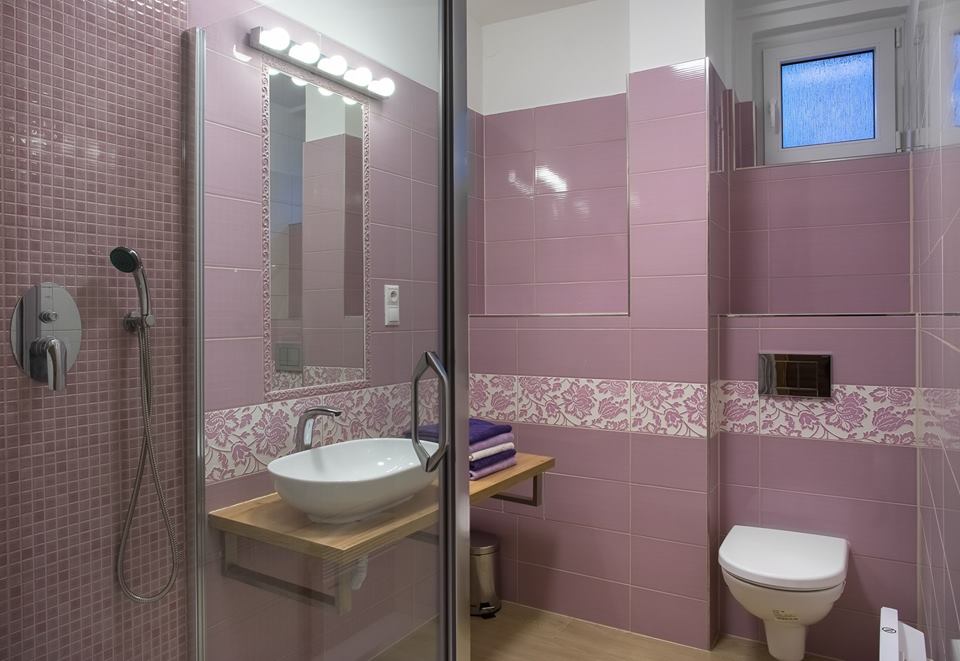 Komfortní apartmán 1P – koupelna | Rezidence Vyšehradská