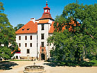 Park u zámku v Třeboni.