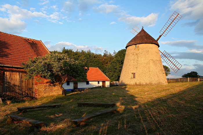 Větrný mlýn Kuželov (Větrák) | Bílé Karpaty