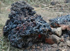 V peci se topilo především dřevěným uhlím, které se do ní střídavě přisypávalo spolu s předpraženou železnou rudou.

