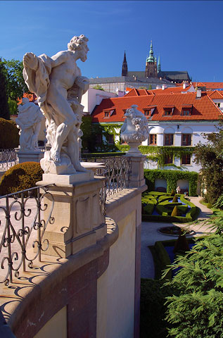 Terasa Vrtbovské zahrady, Praha