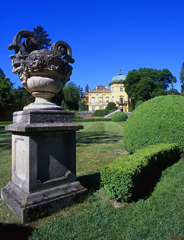 Anglický park u zámku Buchlovice