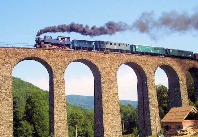 Železniční viadukt Kryštofovo Údolí-Novina
